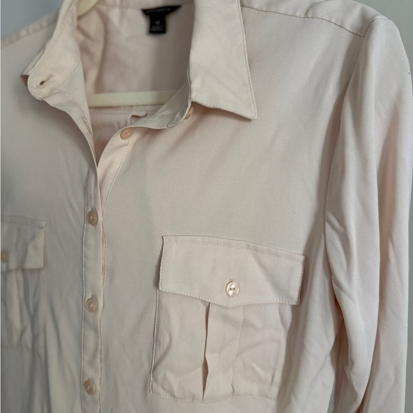 Ann Taylor Light Pink Women’s Blouse. Size Medium. - Picture 9 of 9